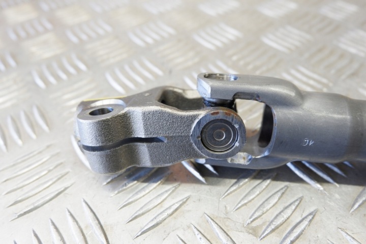 CONNECTEUR COLONNES DIRECTION TOYOTA YARIS (_P21_) 45260K0020 1.5L HYBRID