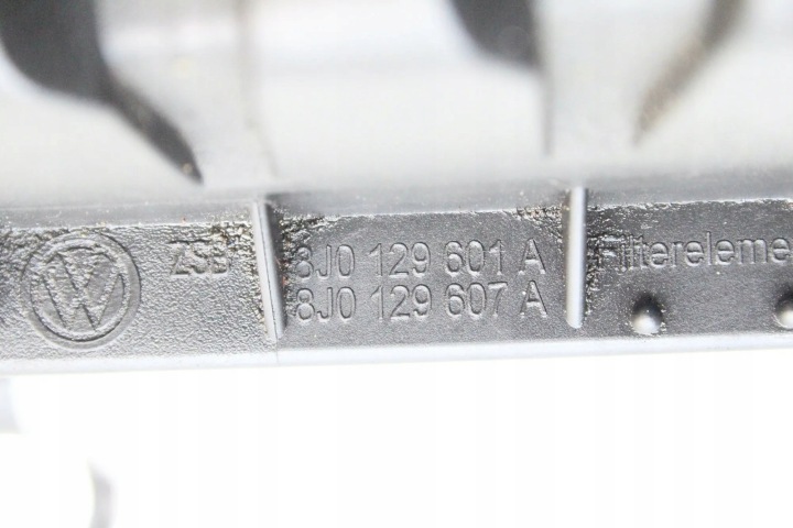 CHÂSSIS FILTRE AIR AUDI TT ROADSTER (8J9) 8J0129601A 23085343 2.0L