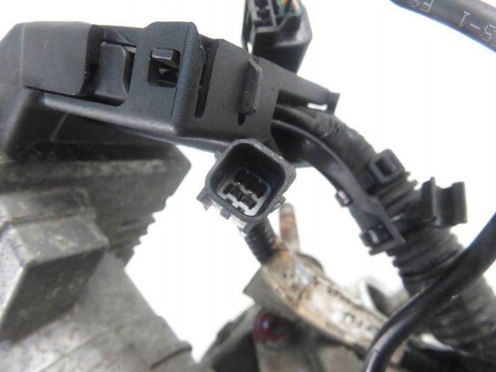 CRÉMAILLÈRE DE DIRECTION PEUGEOT 308 SW II F800002341 5WK67004