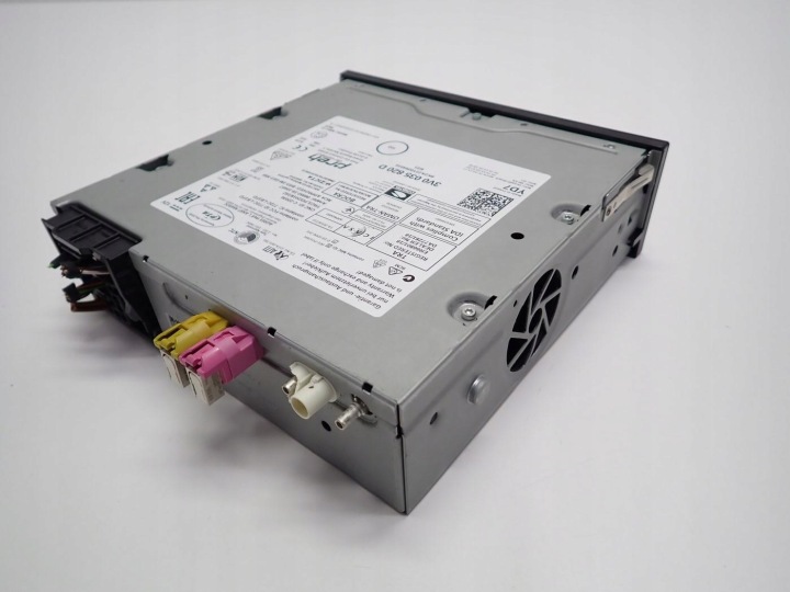 RADIO NAVIGATION NAVI MONITEUR EUROPE 3V0035820D SKODA KAROQ 21R