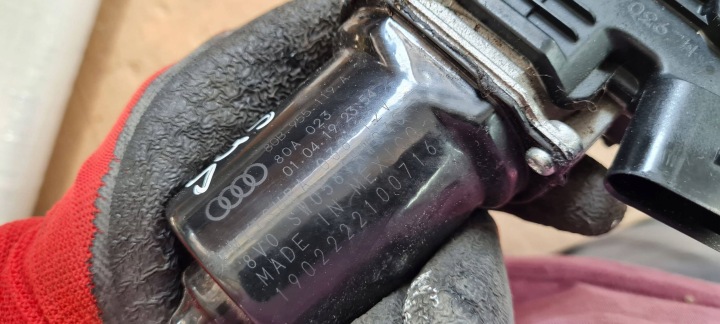 Q5 80A PETIT MOTEUR ESSUIE-GLACES AVANT 80B955119A