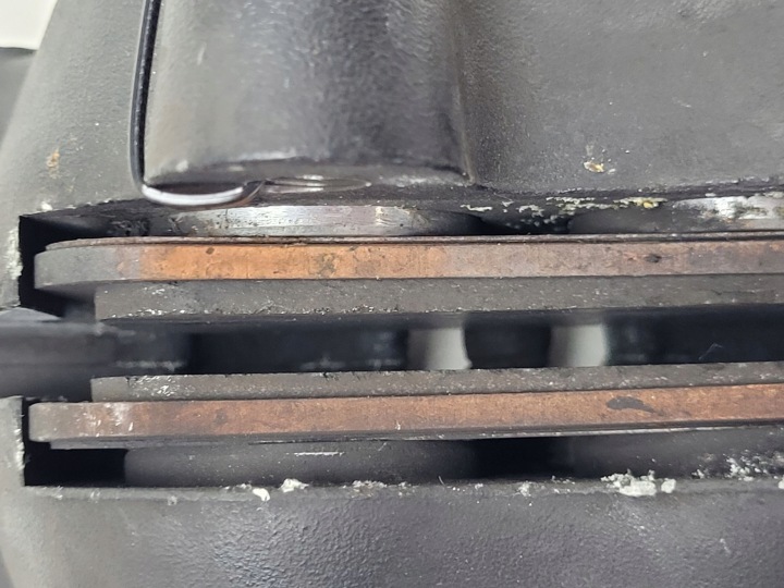 HARLEY DAVIDSON SOFTAIL 11-14 ÉTRIER DE FREIN FREINS AVANT GAUCHE 46356-11
