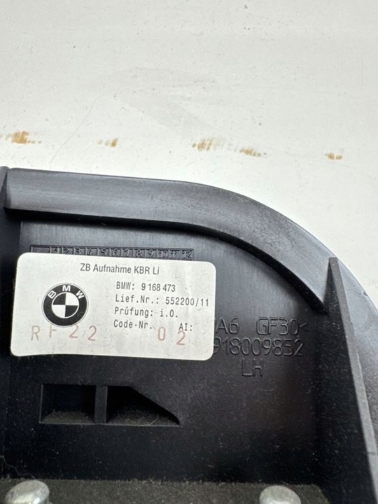 BMW 5 F10 F11 2011 ÉLÉMENTS DE FIXATION