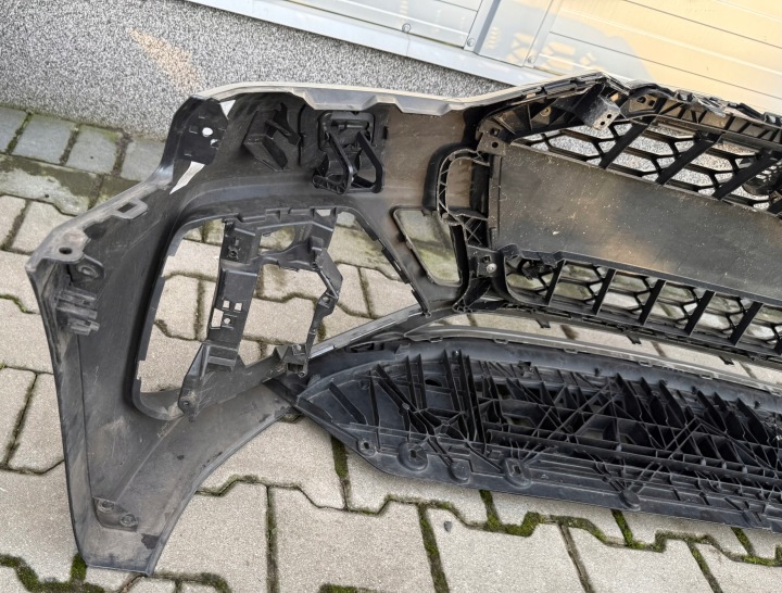 AUDI RS5 8W6 LIFT AVANT PARE-CHOCS AVEC GRILLE DE RADIATEUR GIELDA