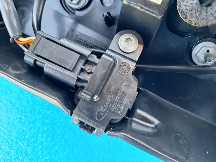 FORD KUGA MK2 LIFT CACHE ARRIÈRE COUVERCLES DE COFFRE AVEC CAMÉRA