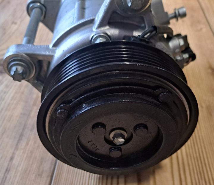 COMPRESSEUR DE CLIMATISATION BMW F39 F45 F48 X1 MINI F56 F57 KOKMPRESOR