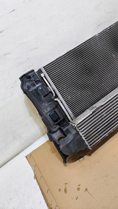 RADIATEURS VENTILATEURS PANNEAU AVANT VOLVO S80 II 2.0D LIFT 31338823