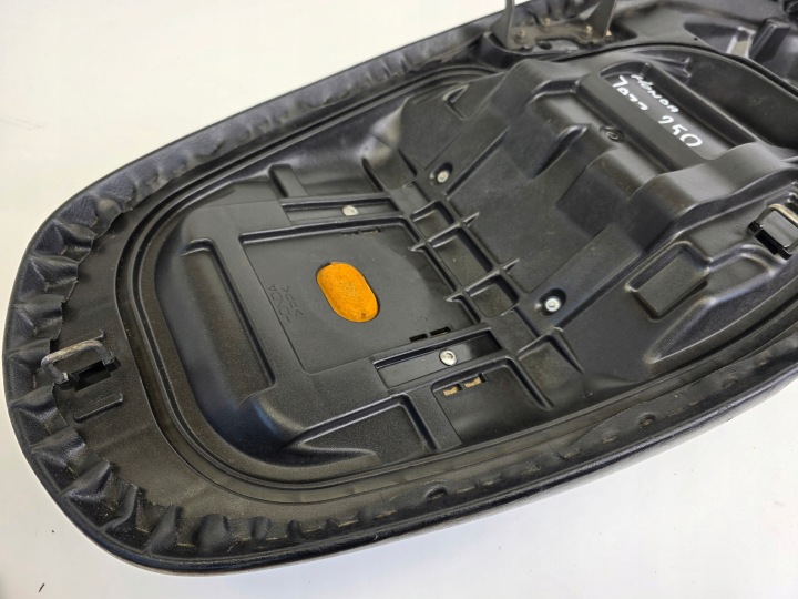 HONDA JAZZ 250 SIÈGE BANQUETTE ARRIÈRE SIÈGE