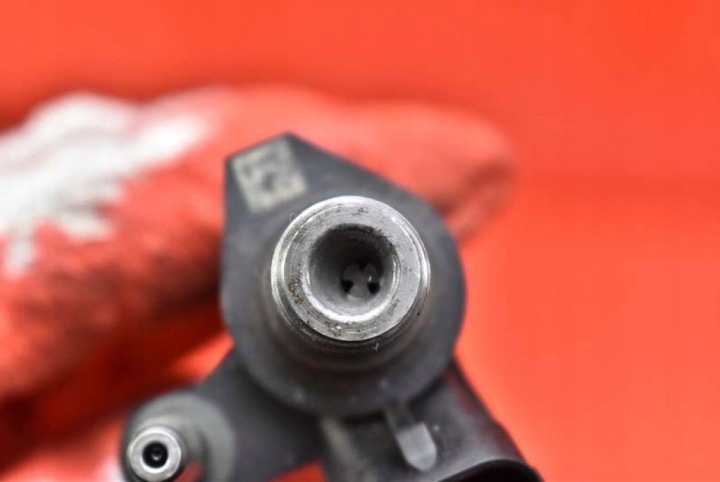 INJECTEUR INJECTEUR TEST 31303238 0445116046 VOLVO V60 1 I 2.0 D 163 KM