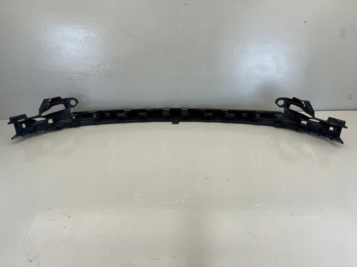 MERCEDES CLS C257 A257 AMG 18-23R GLISSIÈRE RENFORCEMENT PARE-CHOCS AVANT A257