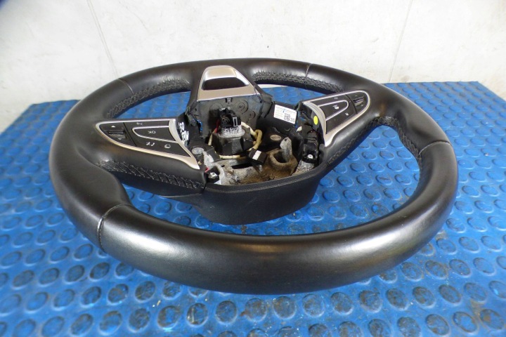 RENAULT MEGANE IV VOLANT CUIR 484001180R