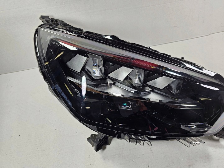 2008 II LIFT GT PHARE AVANT DROITE GAUCHE COMPLET LED 9850598580 9850597780