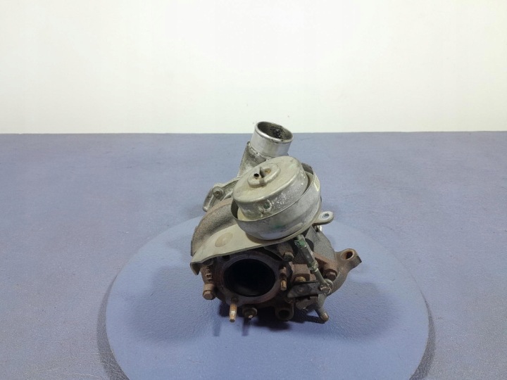 TOYOTA AVENSIS T27 09- 2.0 D-4D 126 KM TURBOCOMPRESSEUR 17201-0R070 1ADFTV
