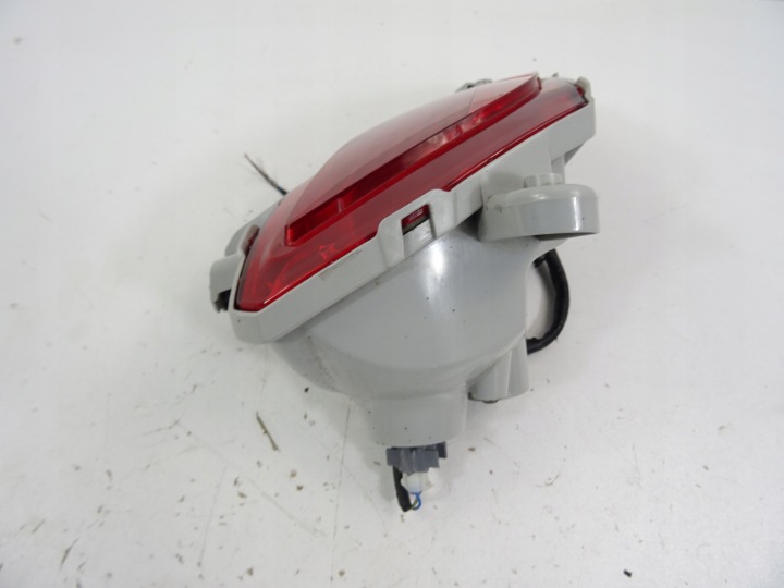 MAZDA CX-5 PHARE ARRIÈRE DANS PARE-CHOCS ANTIBROUILLARD DROITE UK KD8151650 KD7751650