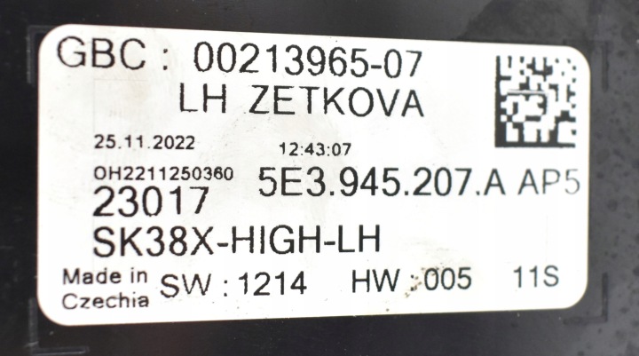 SKODA OCTAVIA IV 5E3 PHARE GAUCHE ARRIÈRE ARRIÈRE ORIGINE EUROPE LED BERLINE HAYON 5E3945207