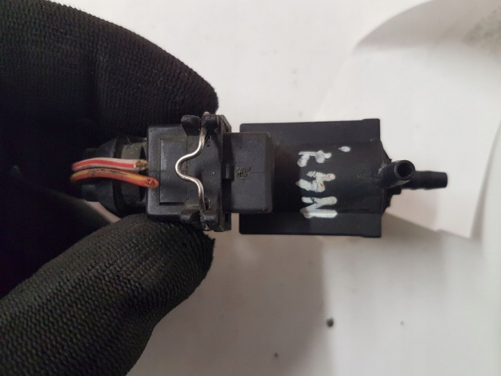 SOUPAPE PRESSION BMW 3 E90 E91 70231800