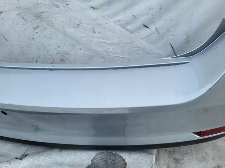PARE-CHOCS ARRIÈRE SKODA RAPID 5JJ807521
