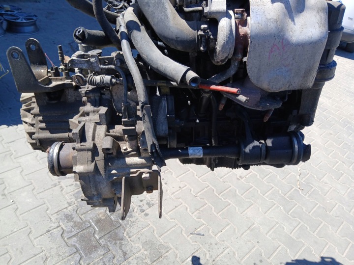 HYUNDAI ACCENT II MATRIX MOTEUR BOÎTE ENSEMBLE 1.5 CRDI D3EA