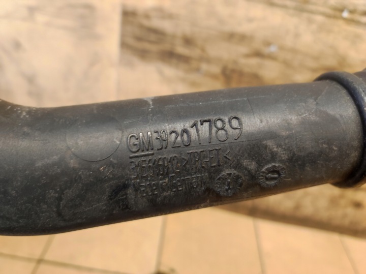 TUYAU TUYAU FIL ÉCHANGEUR D'AIR DE SURALIMENTATION ASTRA K 5 V 1.0B