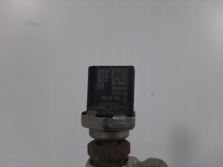 SKODA RAPID 1.0TSI 18R LIFT MOULURE INJECTION INJECTEURS POMPE 04C133320G
