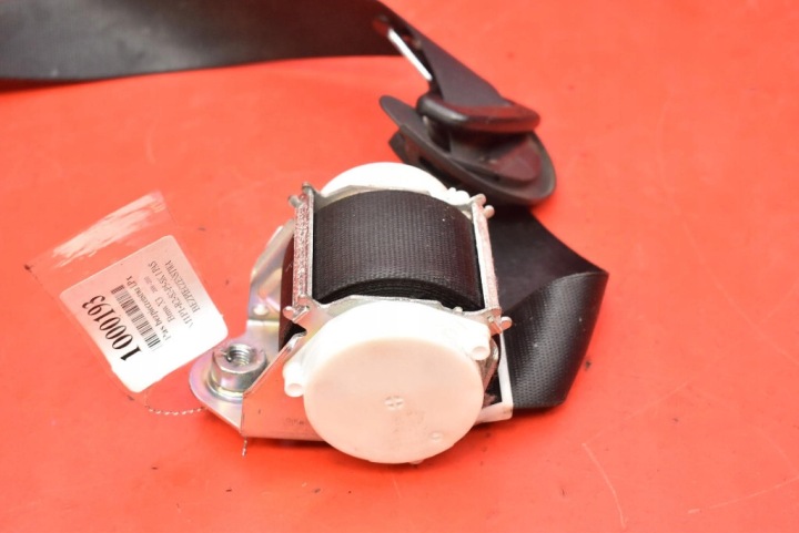 CEINTURE DE SÉCURITÉ GAUCHE AVANT 33033301 BMW X3 E83 LIFT 06-10