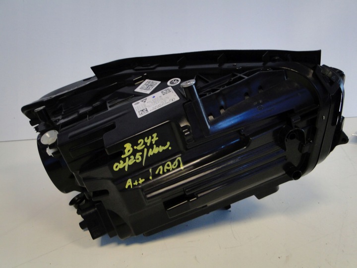 MERCEDES PHARE AVANT GAUCHE B CLASSE 247 W247 A2479060904 LIFT COMPLET LED