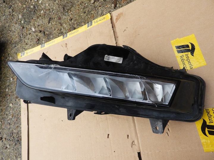 SKODA OCTAVIA 4 IV DERECHA HALÓGENO DIODO LUMINOSO LED DRL 5E3941700 