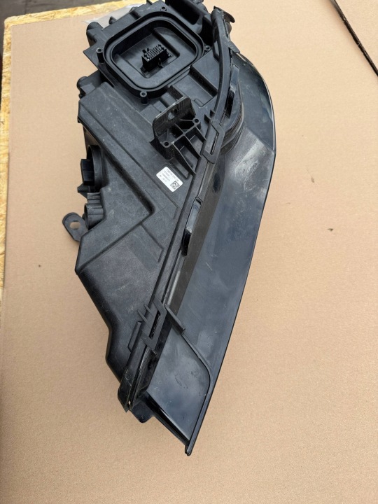 PROJECTEUR DROITE CÔTÉ OPEL ASTRA K 39187261