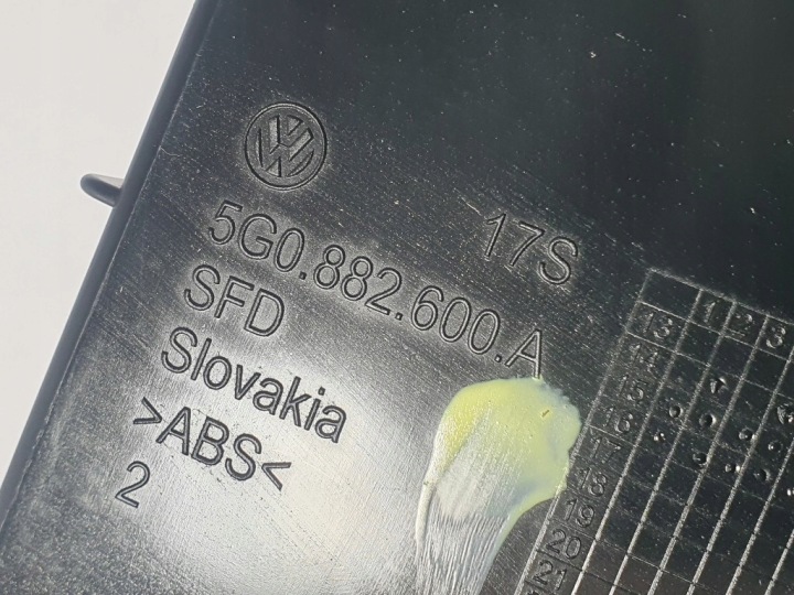 VW GOLF VII CADDY 5G0882600A BOÎTE À GANTS SIÈGES PASSAGER DROIT SUPER ÉTAT