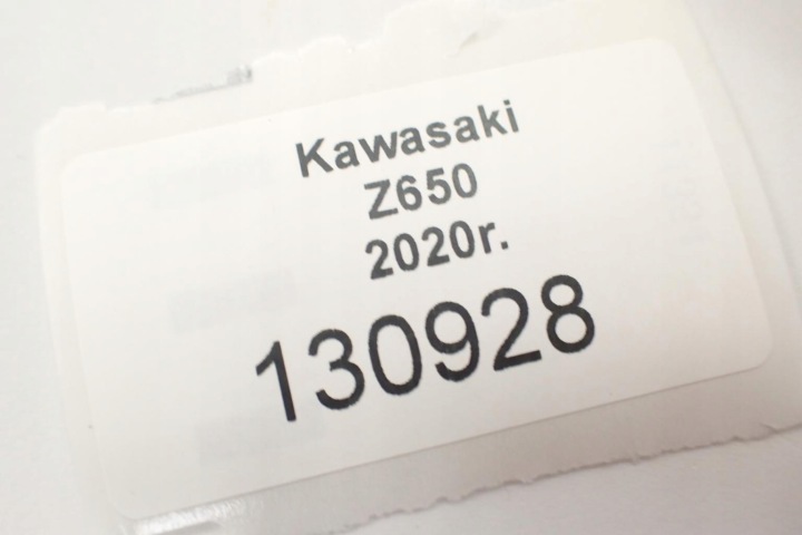 KAWASAKI Z650 20- CÔTÉ DROIT PROTECTION DÉFLECTEUR D'AIR