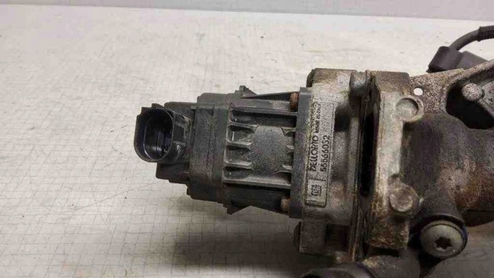 VANNE EGR OPEL INSIGNIA A BERLINE (G09) 55566146 1.96L DIESEL 96KW 2010