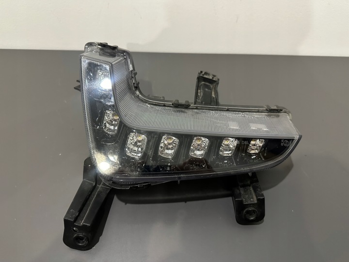 HYUNDAI IONIQ PHARES ANTIBROUILLARD GAUCHE LANTERNE VERS CONDUITE DIURNE FJD 92207-G2000