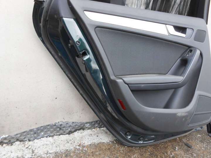 AUDI A4 B8 PORTES DROIT ARRIÈRE PEINTURE LZ6E