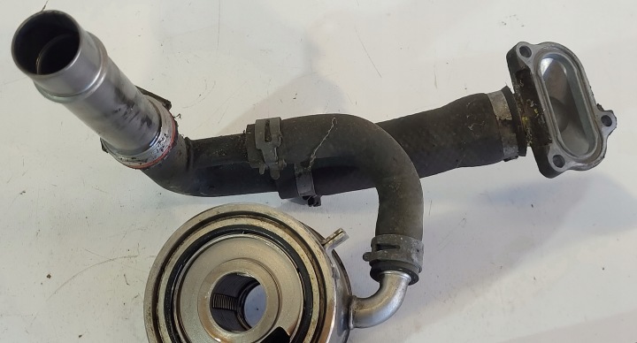 RADIATEUR HUILES TUYAU TUYAU DE DÉRIVATION BRIDE YAMAHA FZ1 RN16 2006-2015R