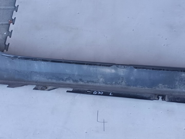 MOULURE SEUIL GAUCHE BMW 5 G30 G31 SEUIL GAUCHE
