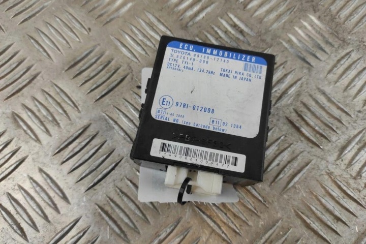 ORDINATEUR MOTEUR ECU TOYOTA COROLLA VERSO (_E12_) 8978012140 2.0L DIESEL