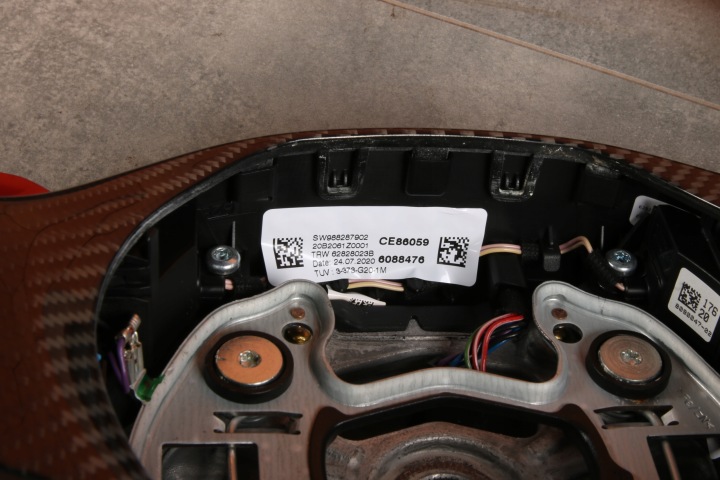 BMW M2 G87 M3 G80 G81 M4 G82 G83 VOLANT M-POWER AVEC CHAUFFAGE PALETTES ASSISTANT