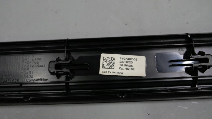 BMW G20 G21 MOULURE REVÊTEMENT SEUIL SEUIL AVANT DROITE GAUCHE 7407387