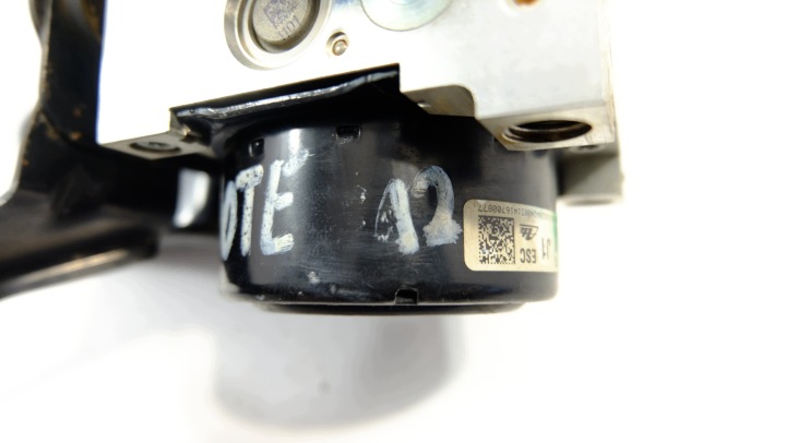 NISSAN NOTE E12 POMPE ABS 476603VU0B