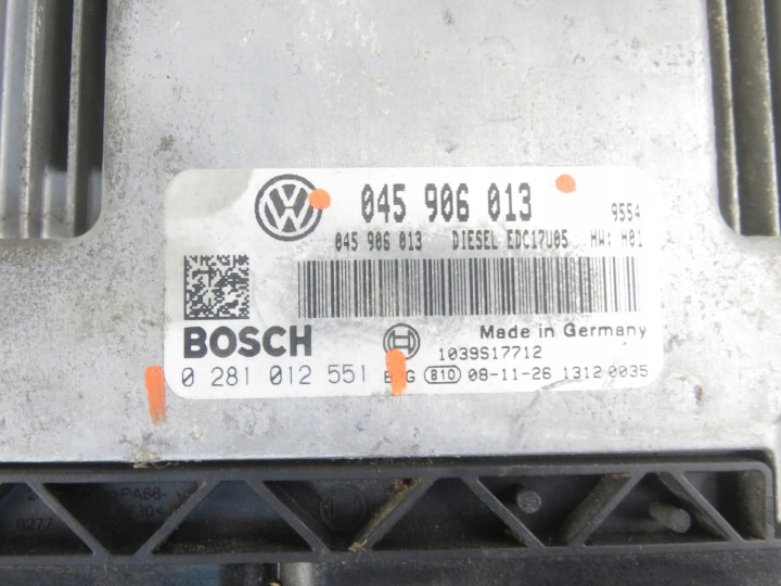 CONTRÔLEUR MOTEUR 045906013, 0281012551