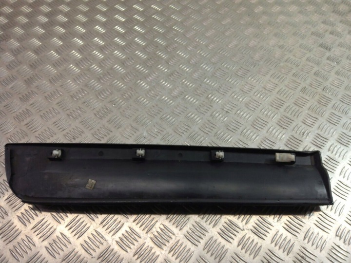 BMW X3 F25 2012 GAUCHE CÔTÉ MOULURE PORTES ARRIÈRE