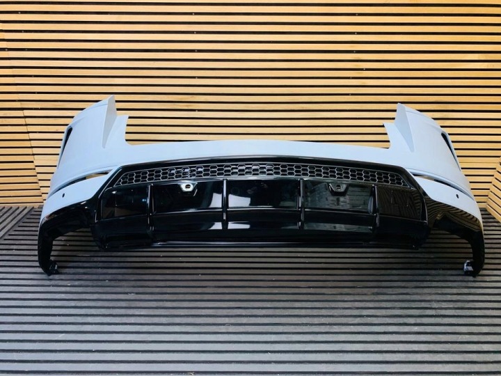 LAMBORGHINI URUS PARE-CHOCS COUVERCLES DE COFFRE PHARE ARRIÈRE PAQUET