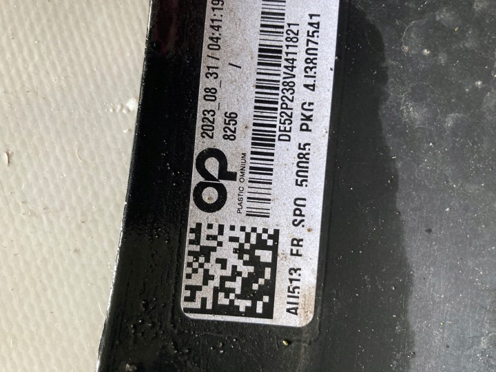 AUDI E-TRON GT RS 4J3 20- PARE-CHOCS AVANT AVANT