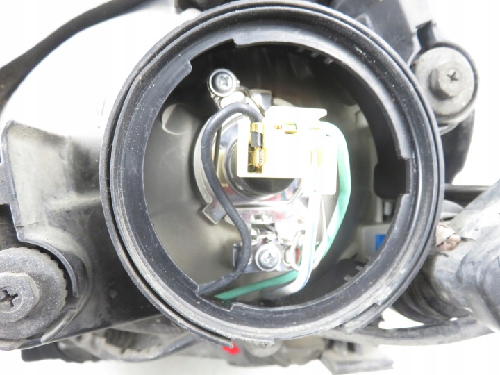 PHARE DROITE AVANT HYUNDAI TUCSON I (JM) 921012EXXX