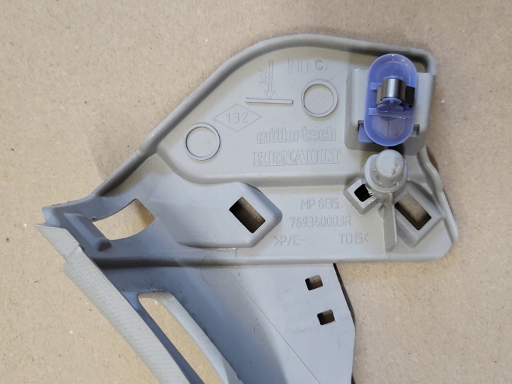 PROTECTION BRODERIE MONTANTS DROIT ARRIÈRE ARRIÈRE RENAULT LAGUNA III UNIVERSEL GRANDTOUR