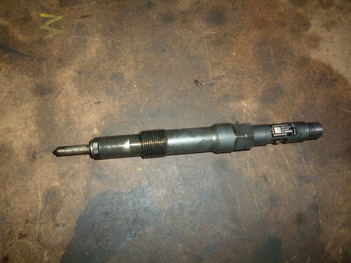 INJECTEUR CR ELEKTROMAG FORD MONDEO III TRANSIT 2.0D 10.01-03.07