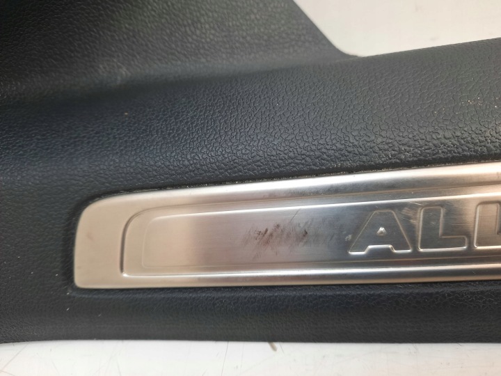 MOULURE SEUIL INTERNE PASSAT B8 ALLTRACK 3G0853372N