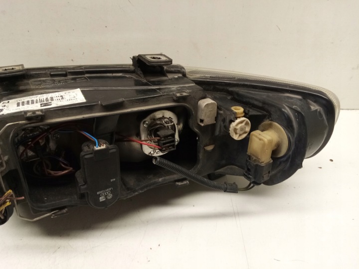 PROJECTEUR PHARE DROITE SEAT LEON I