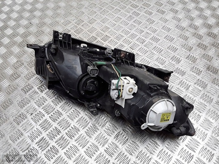 2010 MAZDA CX-7 AVANT PROJECTEUR KOITO10041026 E22151040