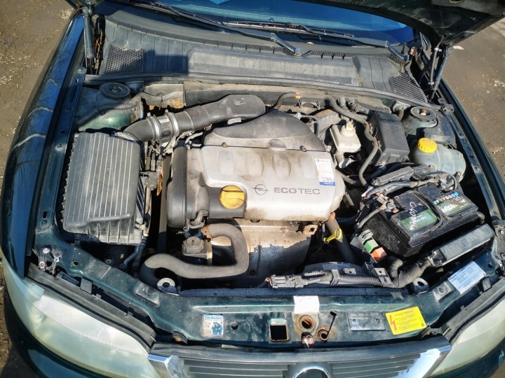 OPEL VECTRA COLLECTEUR ÉCHAPPEMENT 1999 1.8L